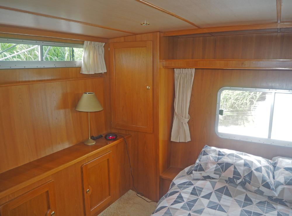 Aft cabin, Accommodation